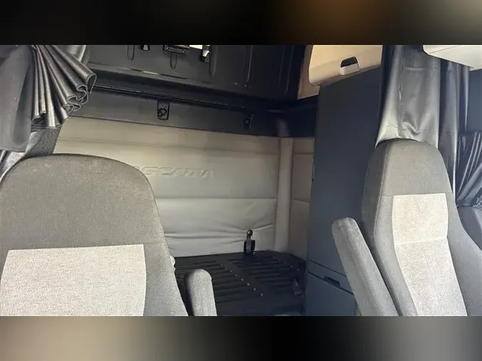 2020 FREIGHTLINER CA126