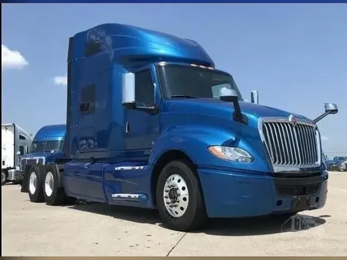 2022 INTERNATIONAL LT