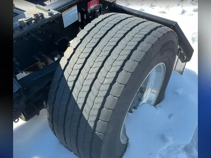 2025 VOLVO VNL64T74057da53c4788d6feeed3cce17982638fa