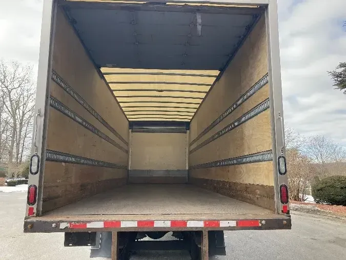 2018 Freightliner M2