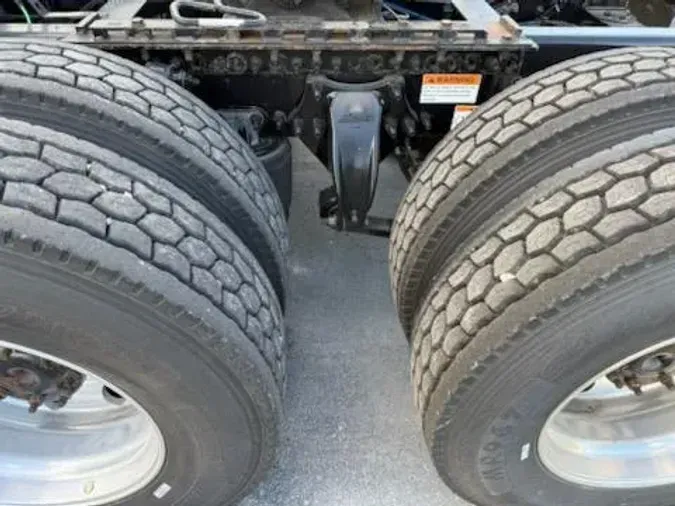 2023 Freightliner Cascadia57e04f16540815314fe67efbbaf7fad5