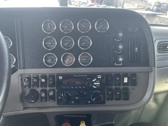 2019 Peterbilt 389