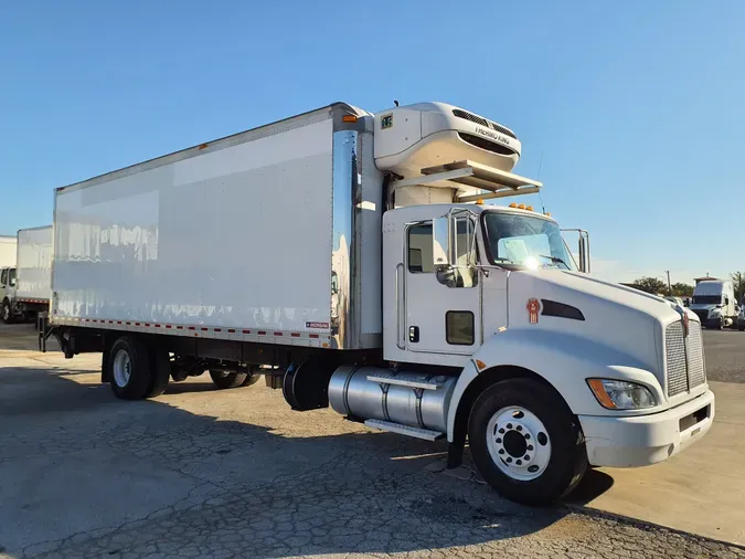 2017 KENWORTH TRUCKS T-270