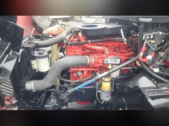 2020 INTERNATIONAL LT