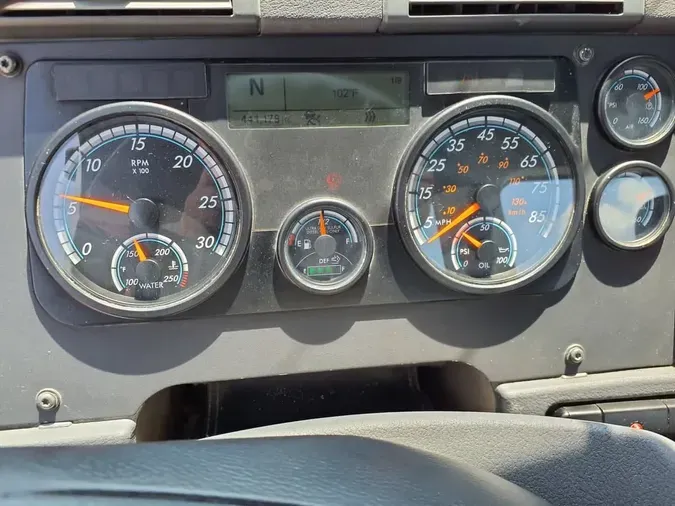 2020 FREIGHTLINER CASCADIA 125