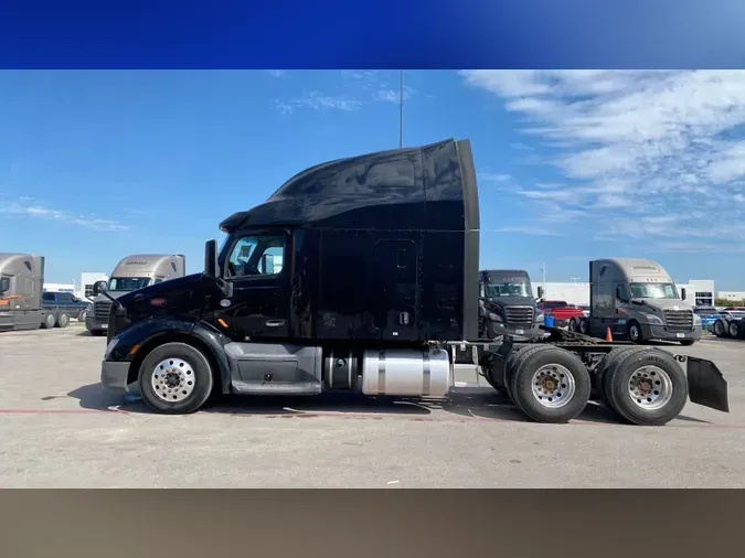 2021 Peterbilt 579