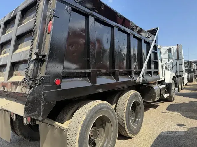 2012 MACK GRANITE GU713
