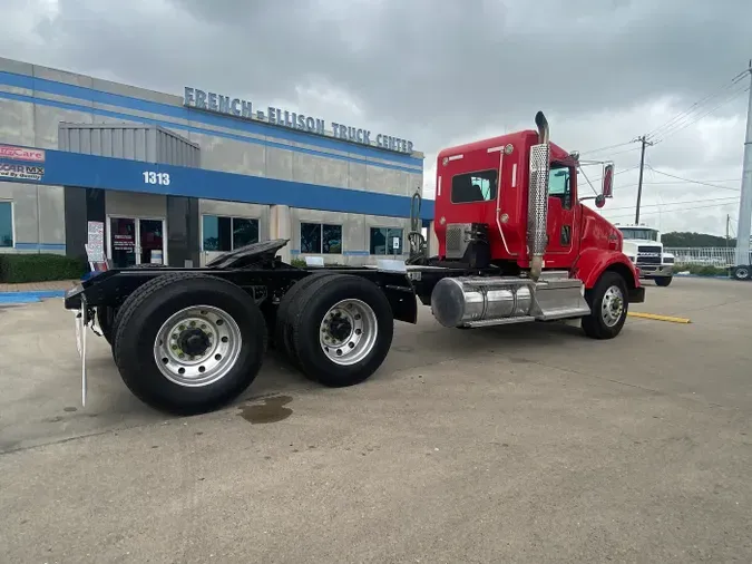 2020 Kenworth T800