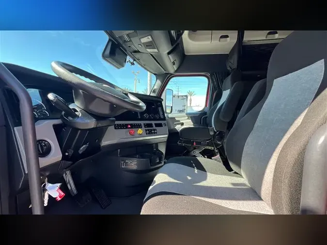 2022 FREIGHTLINER CA12657fa5e2dd1e3c9aa912a8556813b6ad9