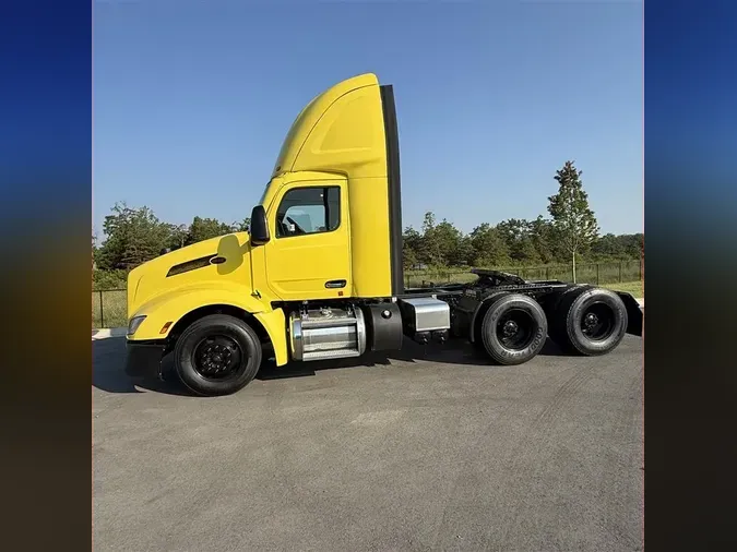 2023 PETERBILT 579