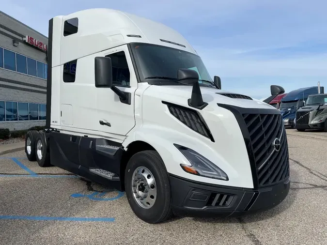 2026 VOLVO VNL64T86058008b87b8bb674b48e890cb6a371fdb