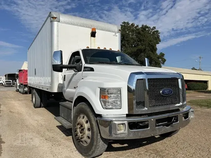 2017 FORD F750