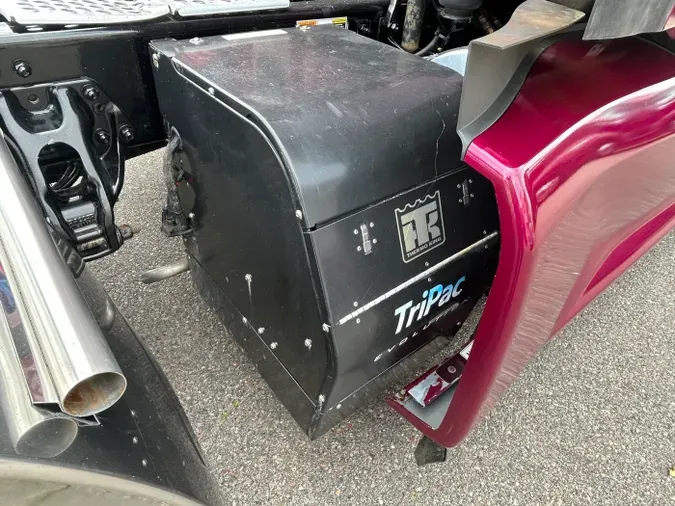 2022 Kenworth T680