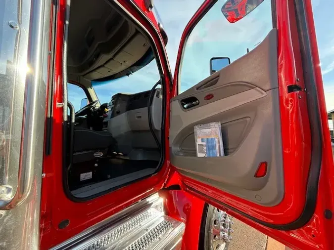 2020 PETERBILT 579