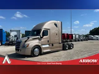 2021 FREIGHTLINER CA126