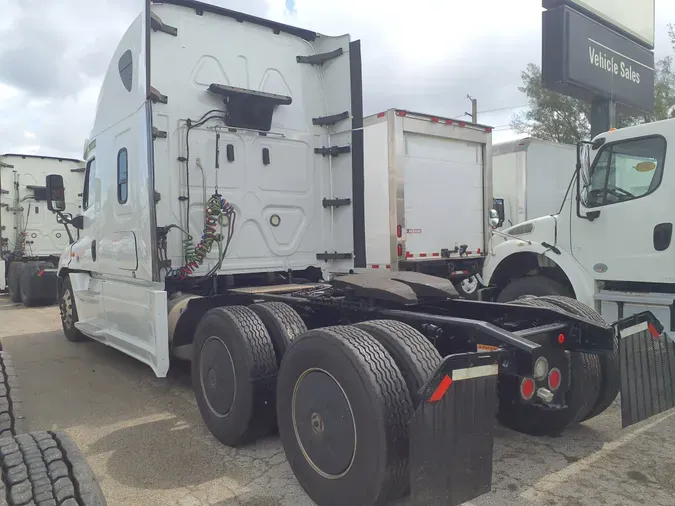 2019 FREIGHTLINER/MERCEDES CASCADIA 125