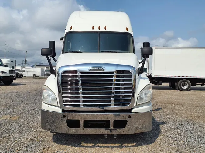 2018 FREIGHTLINER/MERCEDES CASCADIA 125