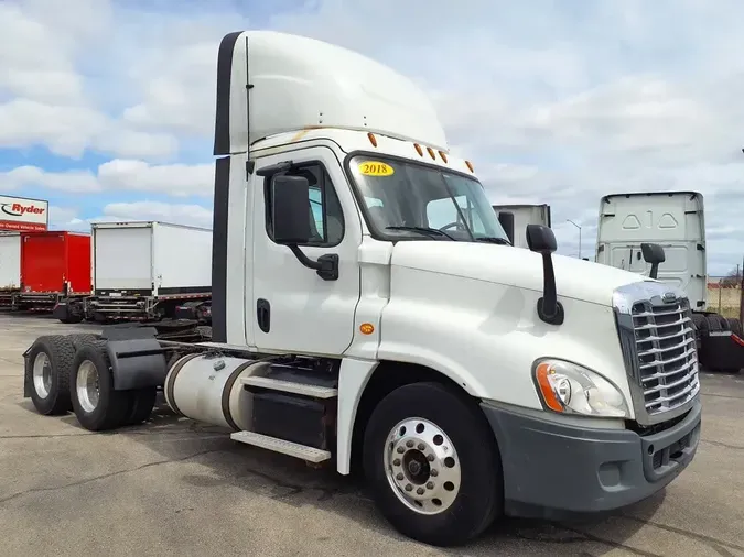 2018 FREIGHTLINER/MERCEDES CASCADIA 125
