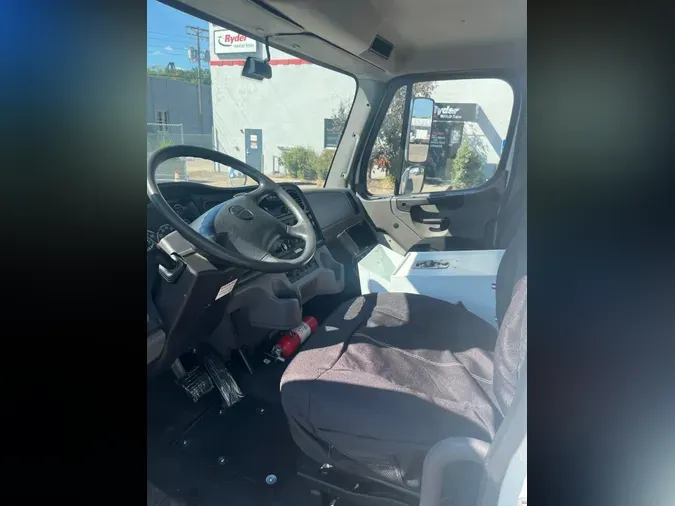 2019 FREIGHTLINER/MERCEDES M2 106581fcedf4fa84c76425cdeef715aff78