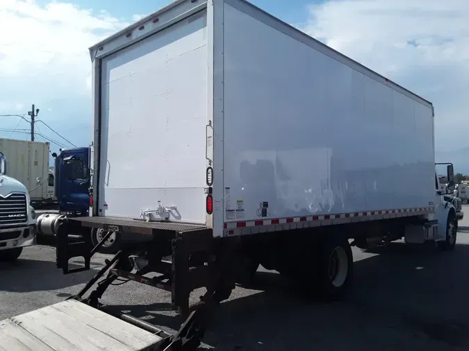 2016 FREIGHTLINER M2 106