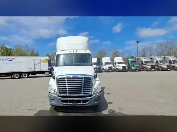 2019 Freightliner Cascadia 125