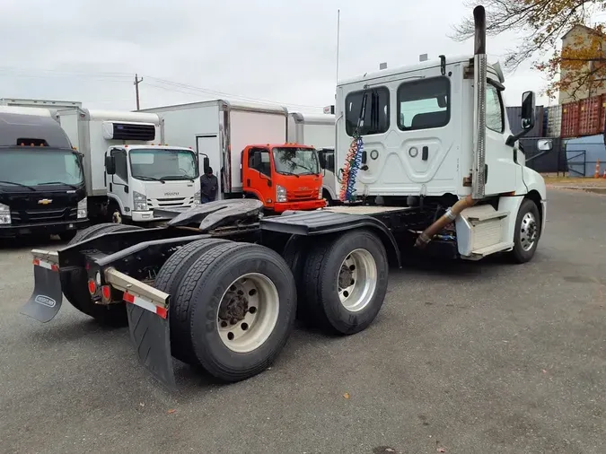 2020 FREIGHTLINER/MERCEDES NEW CASCADIA PX12664