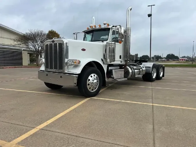 2023 PETERBILT 389