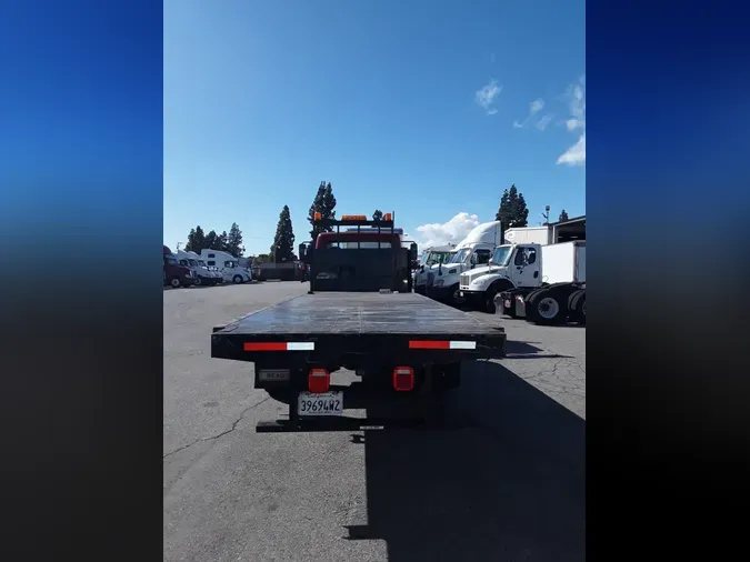 2018 FREIGHTLINER/MERCEDES M2 106