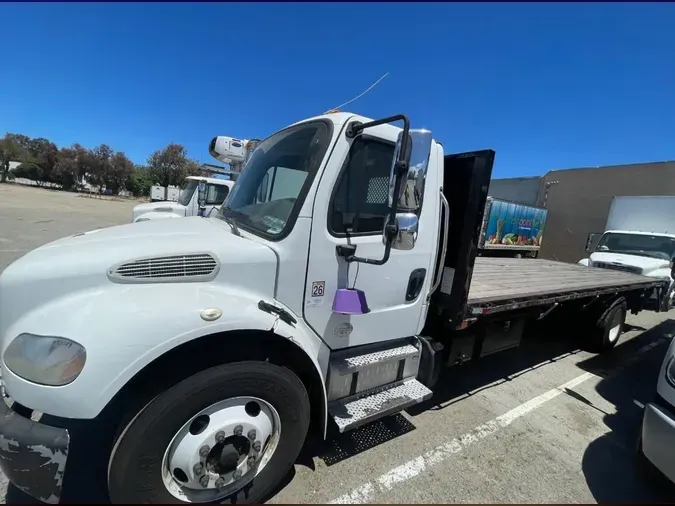 2016 FREIGHTLINER/MERCEDES M2 106