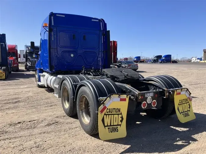 2020 FREIGHTLINER CA126