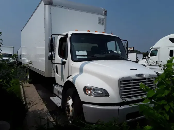 2022 FREIGHTLINER/MERCEDES M2 1065834c8b3cdd3a160464cdcaf6ca3d1d1