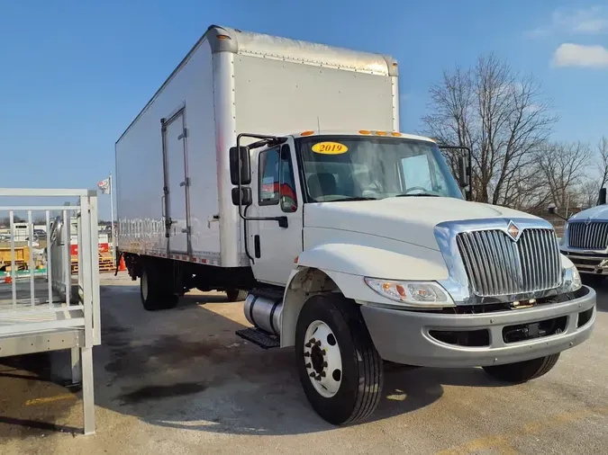 2019 NAVISTAR INTERNATIONAL 4300