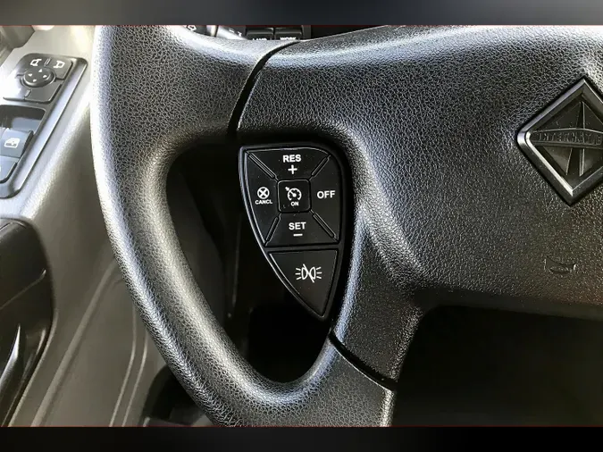 2022 INT LT625 6x4