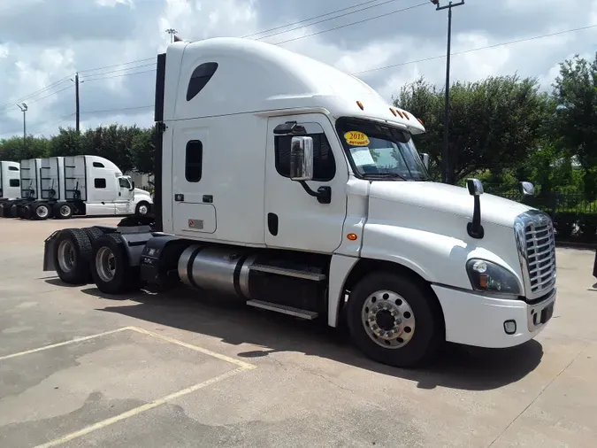 2018 FREIGHTLINER/MERCEDES CASCADIA 125