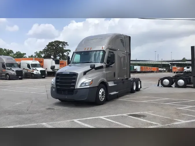 2023 Freightliner Cascadia