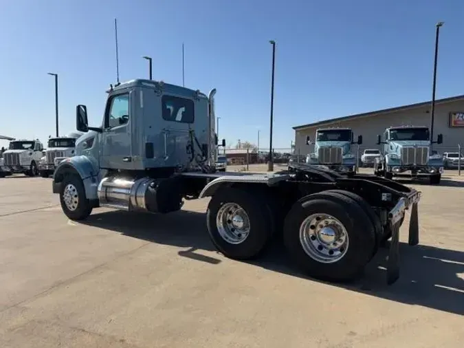 2023 Peterbilt 567