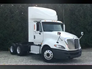 2017 International PROSTAR+ 122 6x4