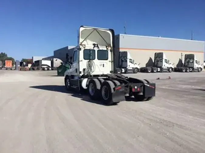 2019 Freightliner Cascadia