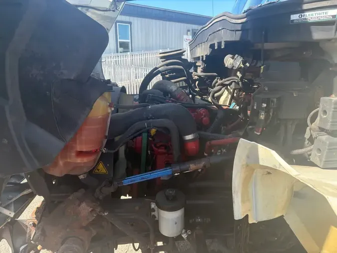 2021 NAVISTAR INTERNATIONAL MV607 (4X2)