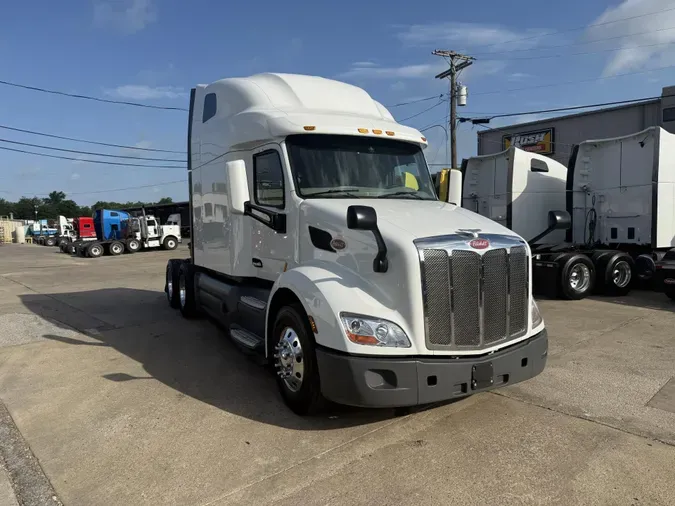 2021 Peterbilt 579