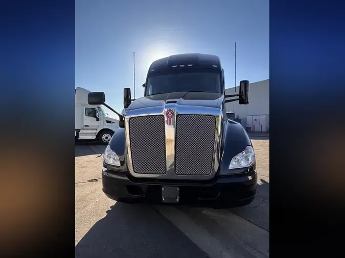 2021 Kenworth T680