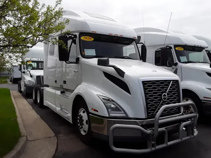 2020 VOLVO VNL64T-760