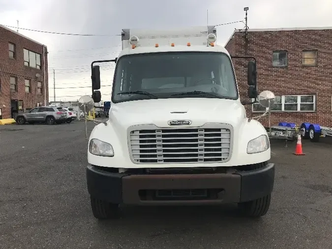 2014 Freightliner M2