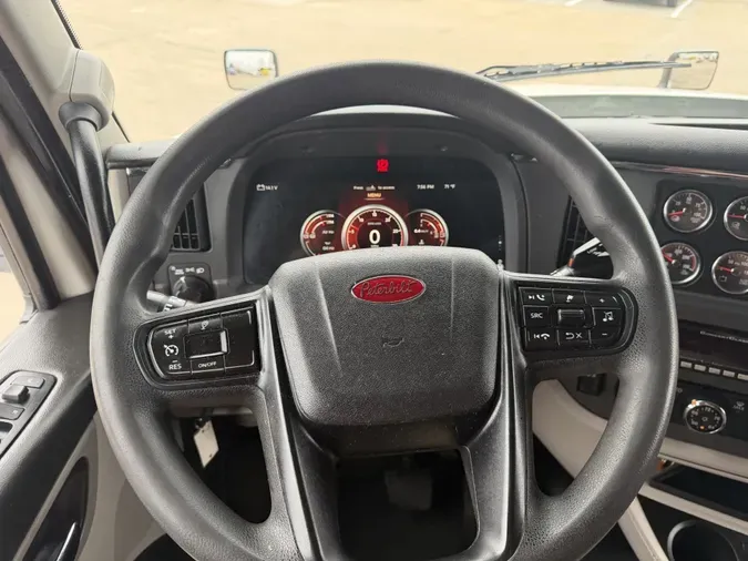 2022 Peterbilt 5795854b4b0c353735c933ebbc3d761c2d3