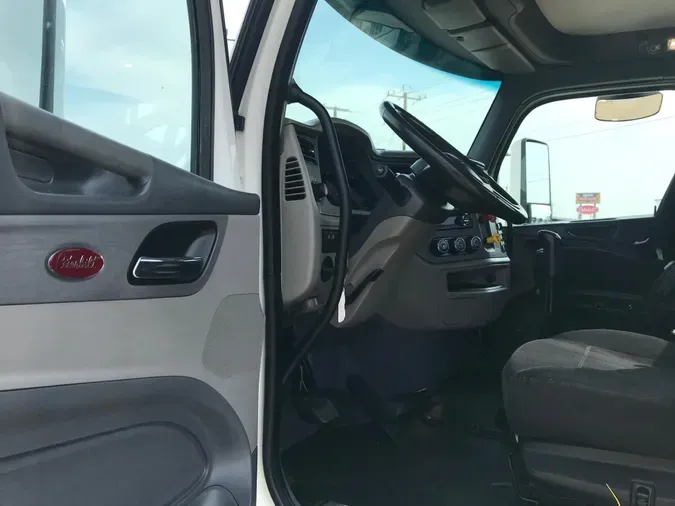 2020 Peterbilt 579