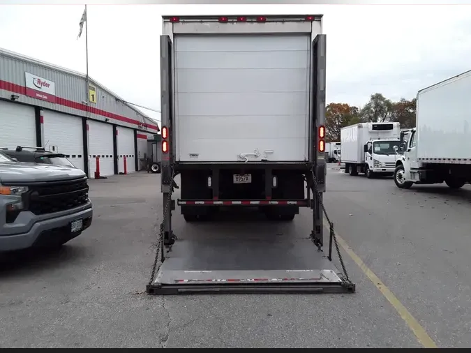 2019 FREIGHTLINER/MERCEDES M2 106