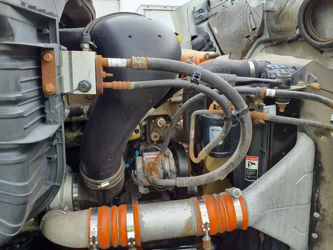 2014 FREIGHTLINER/MERCEDES CASCADIA 125