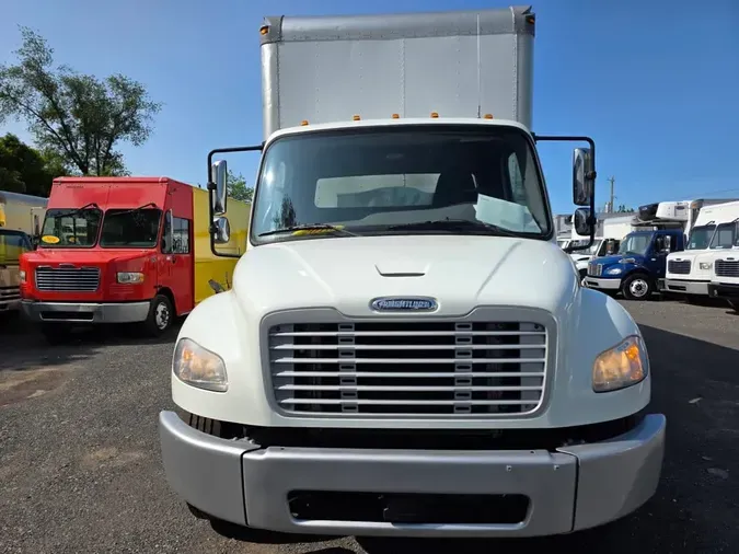 2018 FREIGHTLINER M2 106