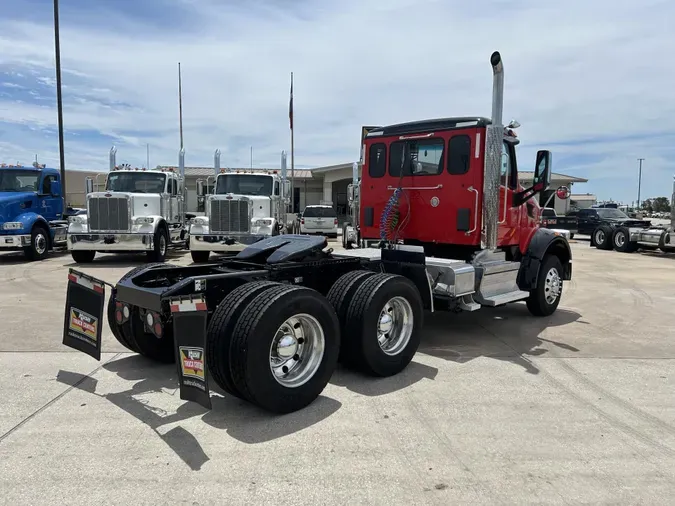 2020 Peterbilt 567