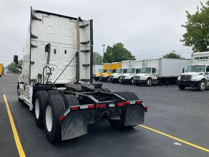 2020 Freightliner T12664ST